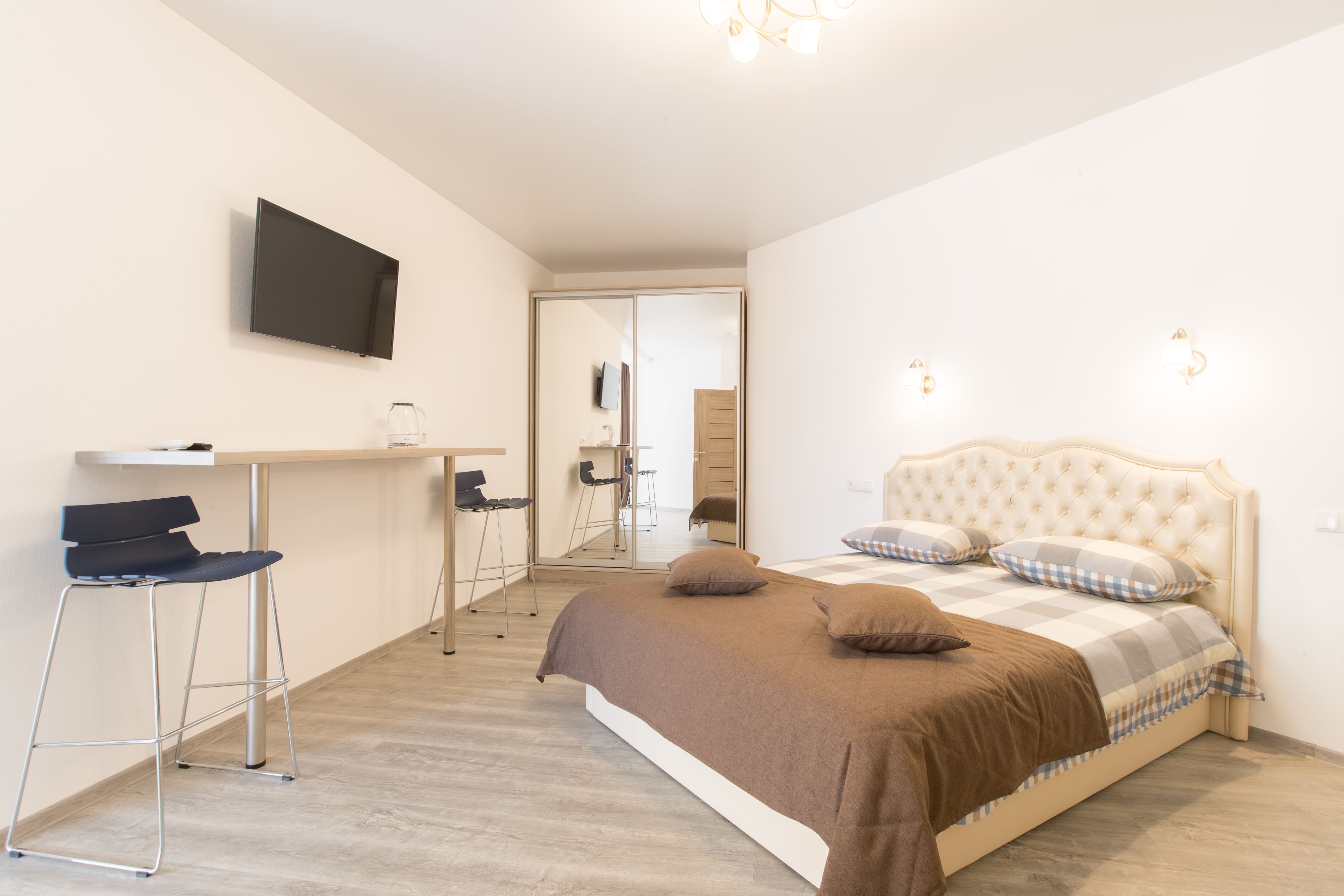 bid2rooms